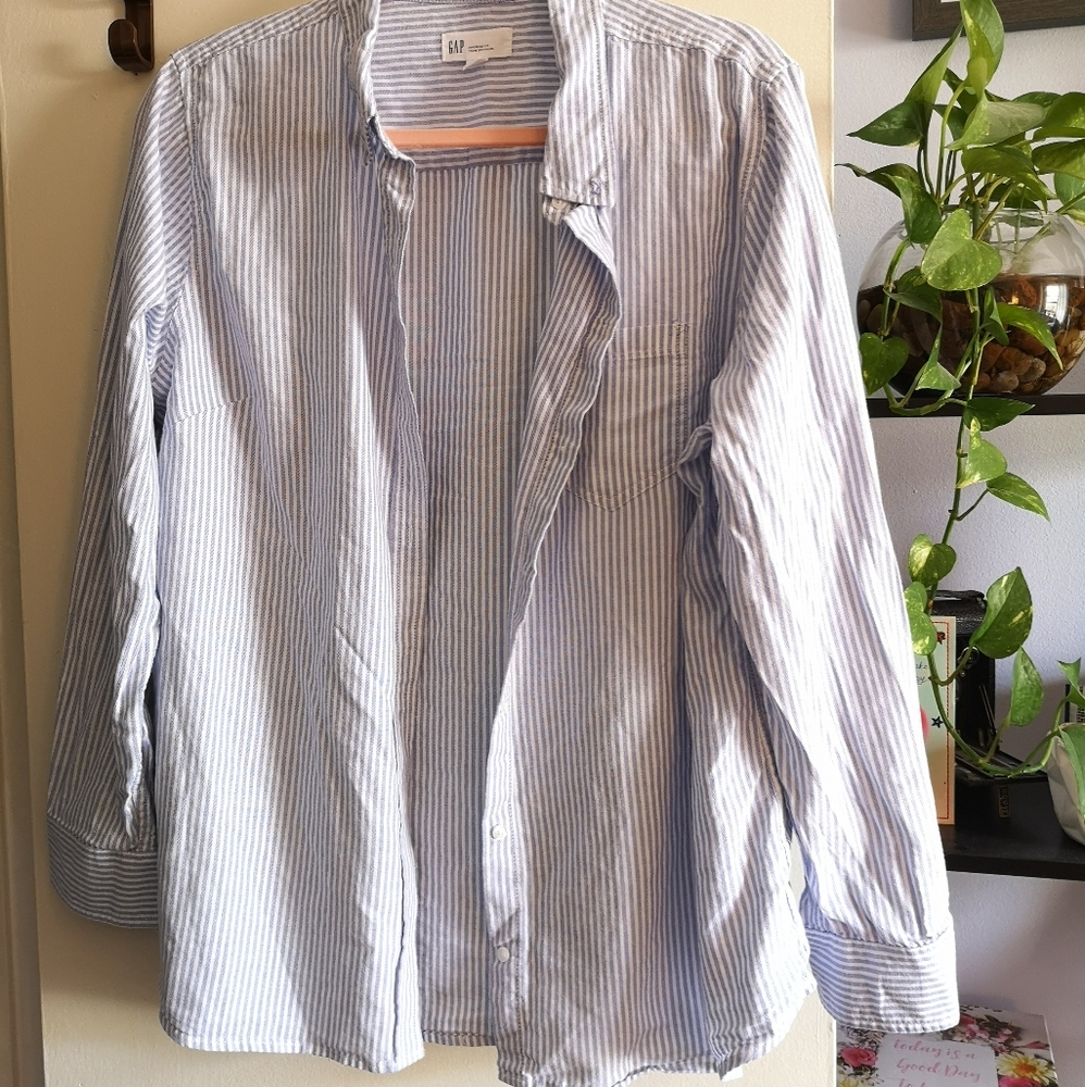 Gap Striped button down shirt